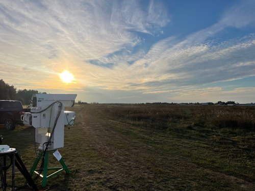 IMBQ-HP-200-HA Tracking Pedestal with FLIR camera on tripod